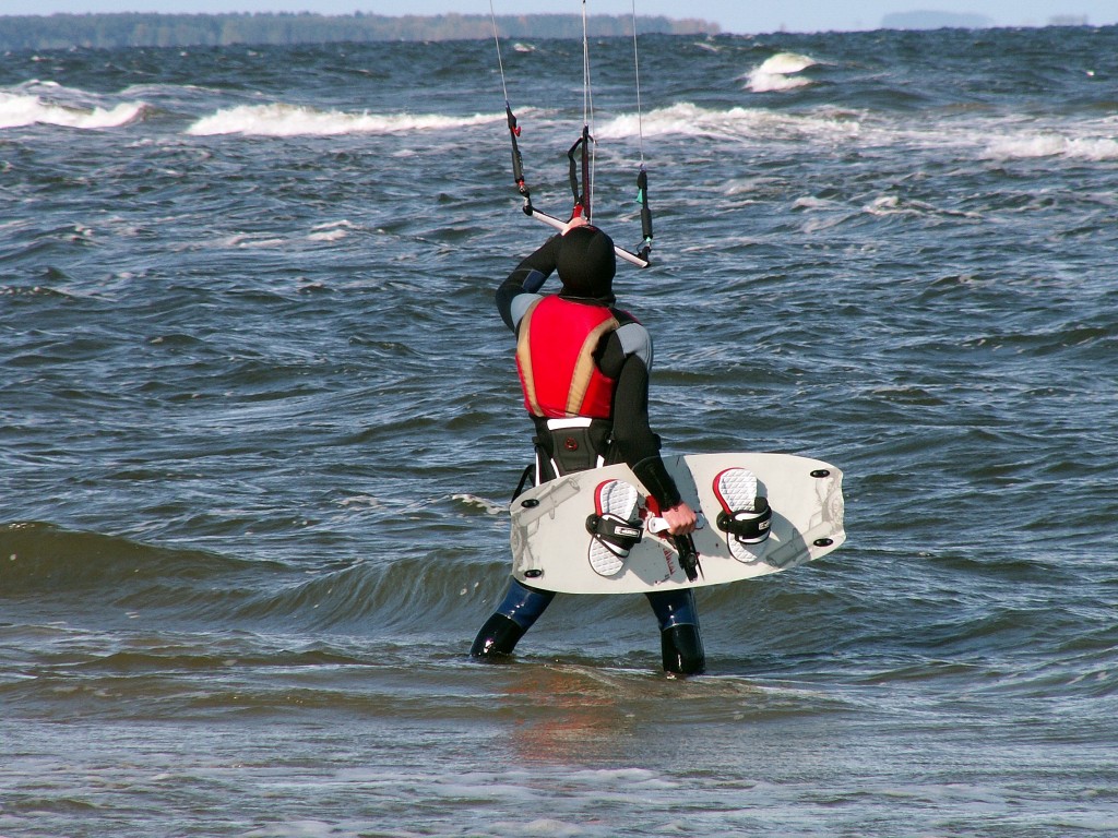 Le kite surf ne demande pas une très grande capacité physique comme le surf ou encore le Snow