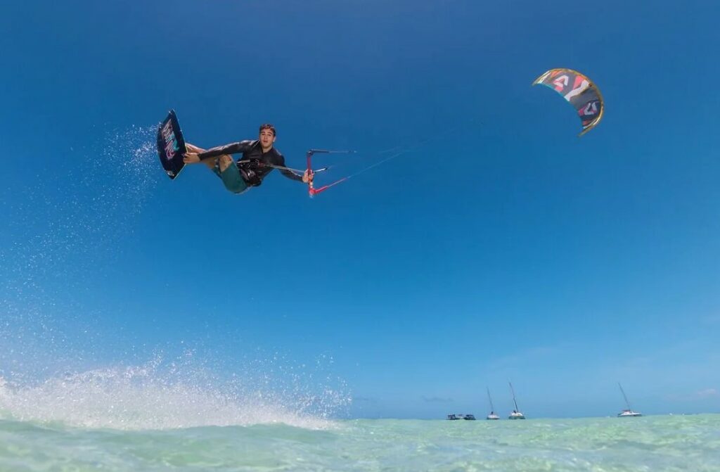 Kitesurf Tantrum Trick